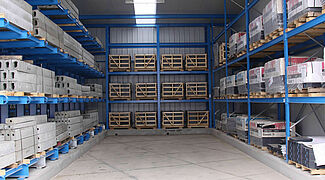 Regal-Halle für die Lagerung von Baustoffen