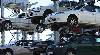 Cantilever racking system for car recycling