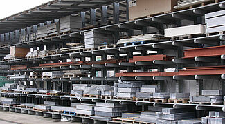 cantilever racking system with roof