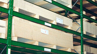 Palettenregale für die Lagerung von Holzplatten