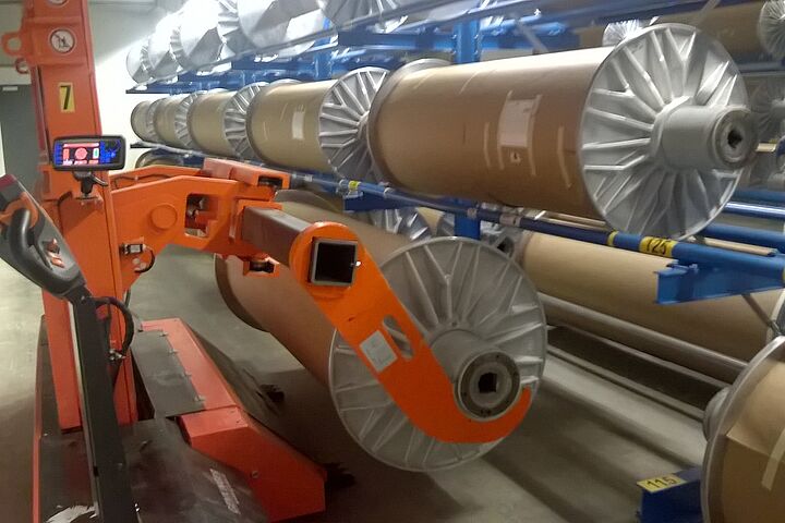 cantilever racking, storage of textile rolls