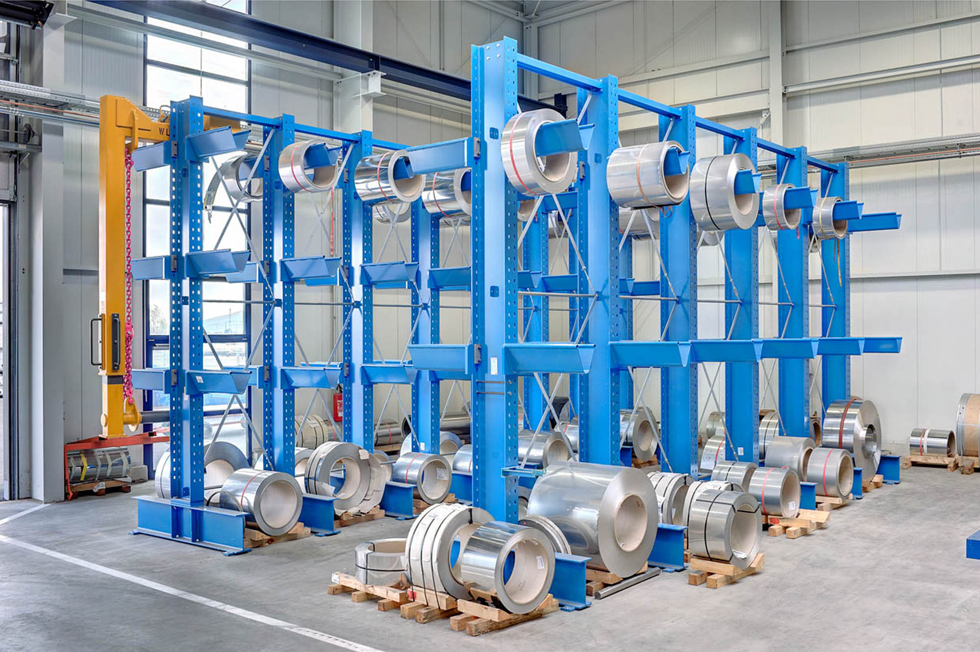 Cantilever racking for coils
